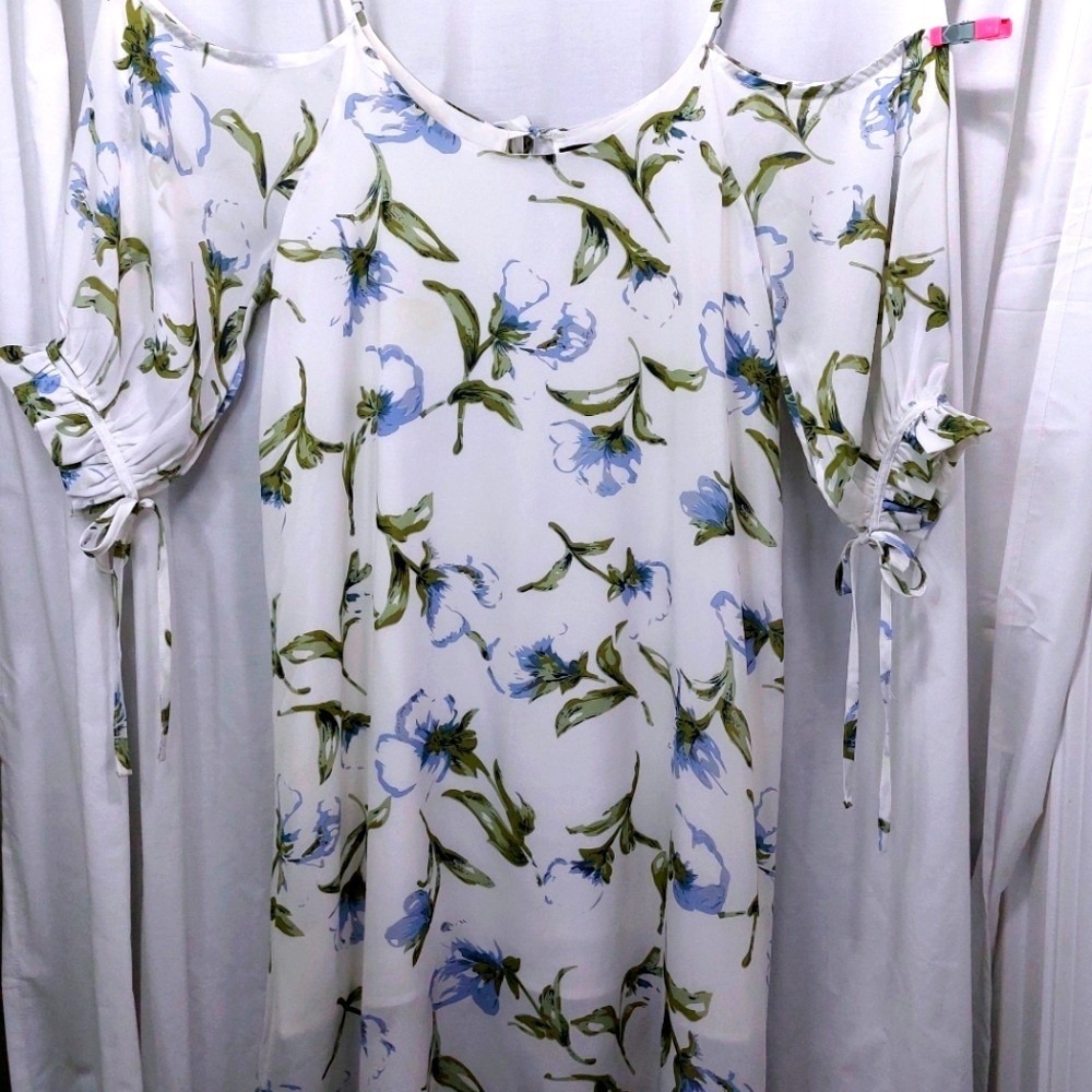 ANNA GRACE Chiffon Cold Shoulder Dress A Line White Blue Sage Green Size Small